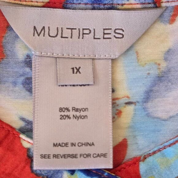 Multiples Women's Floral Long Sleeve Pleated Tunic Top Blouse Red Blue Size 1X - Picture 2 of 13